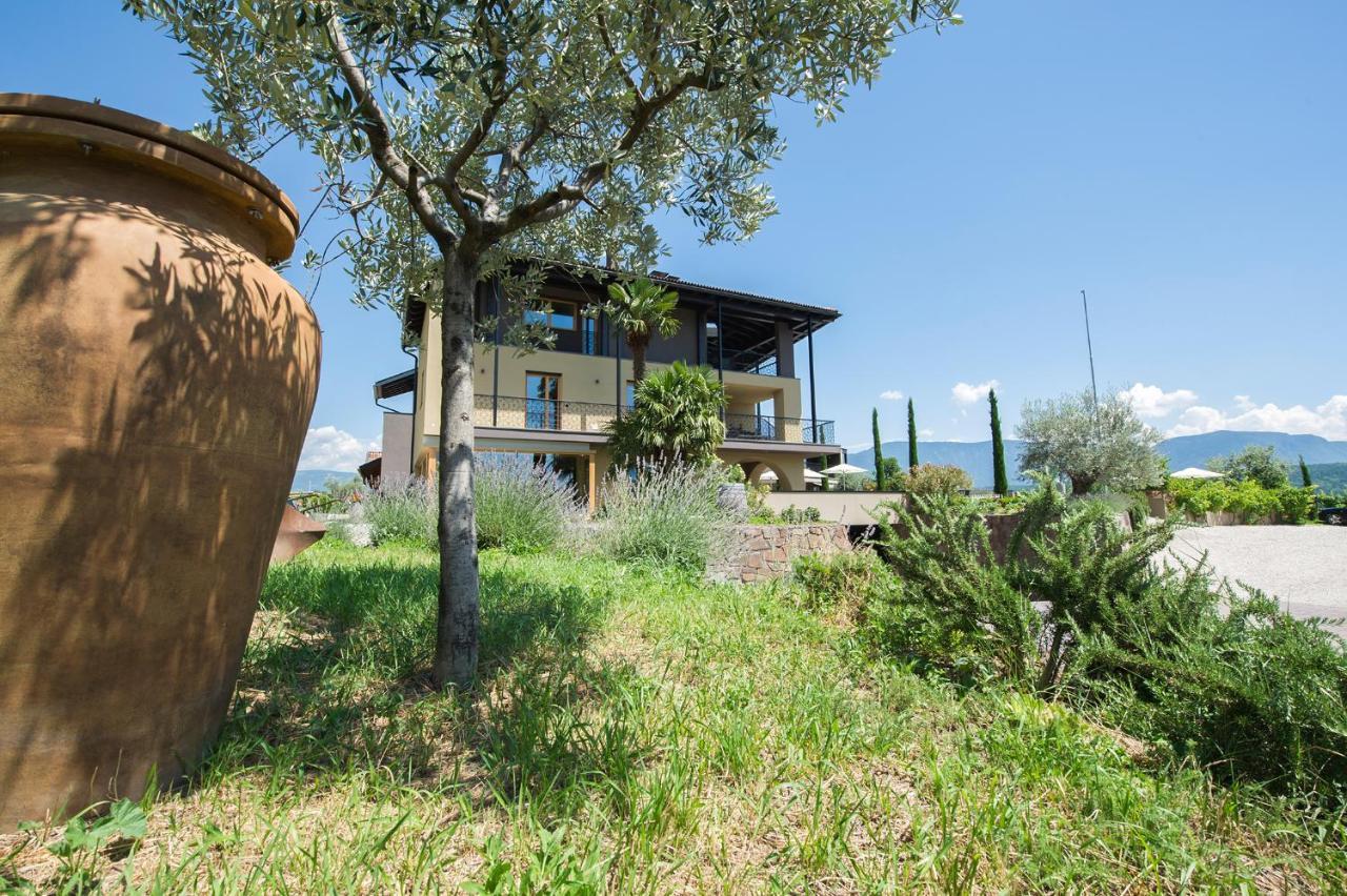 Biobauernhof St. Quirinus Apartamento Caldaro Exterior foto